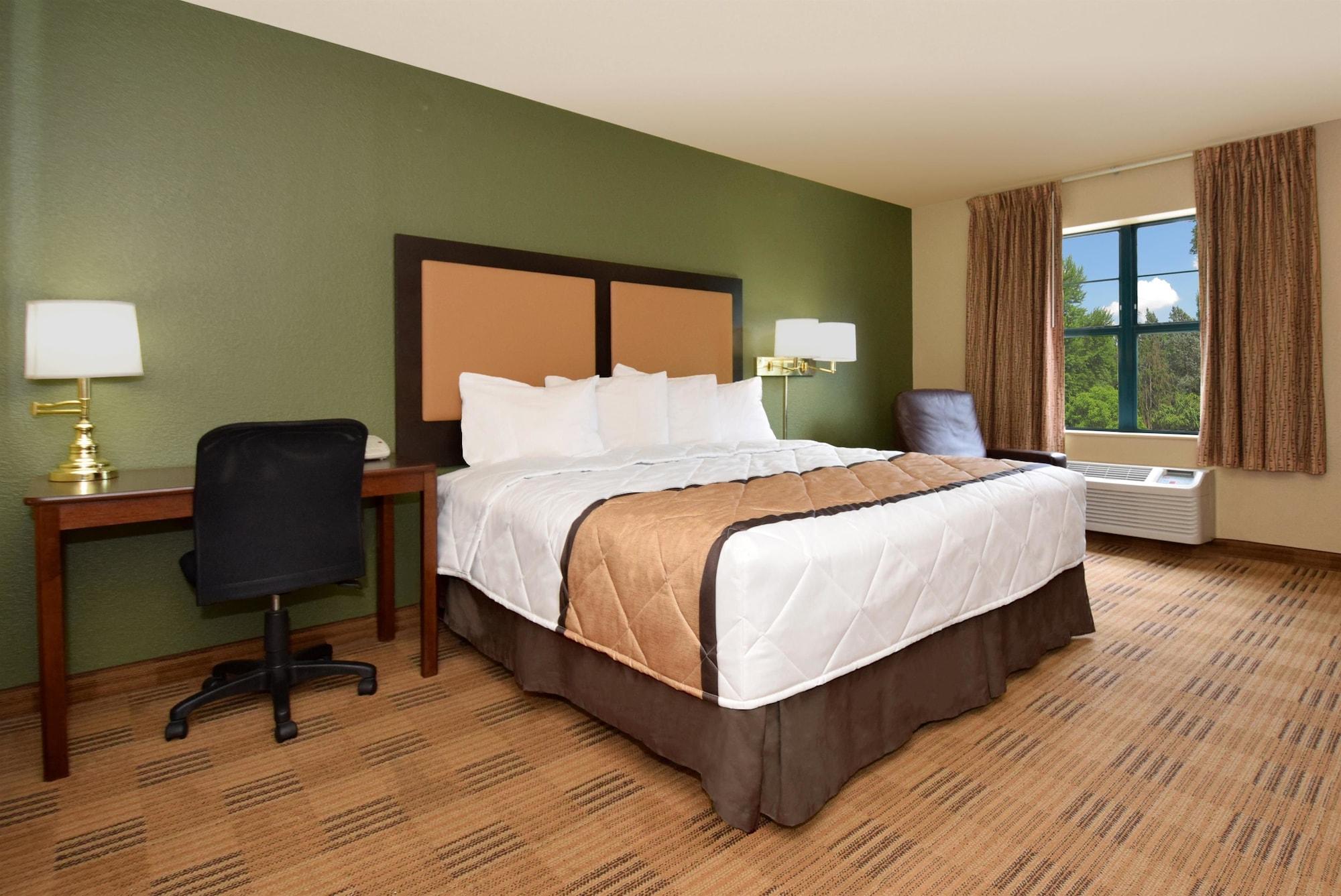 Extended Stay America Suites - Long Island - Мелвил Екстериор снимка