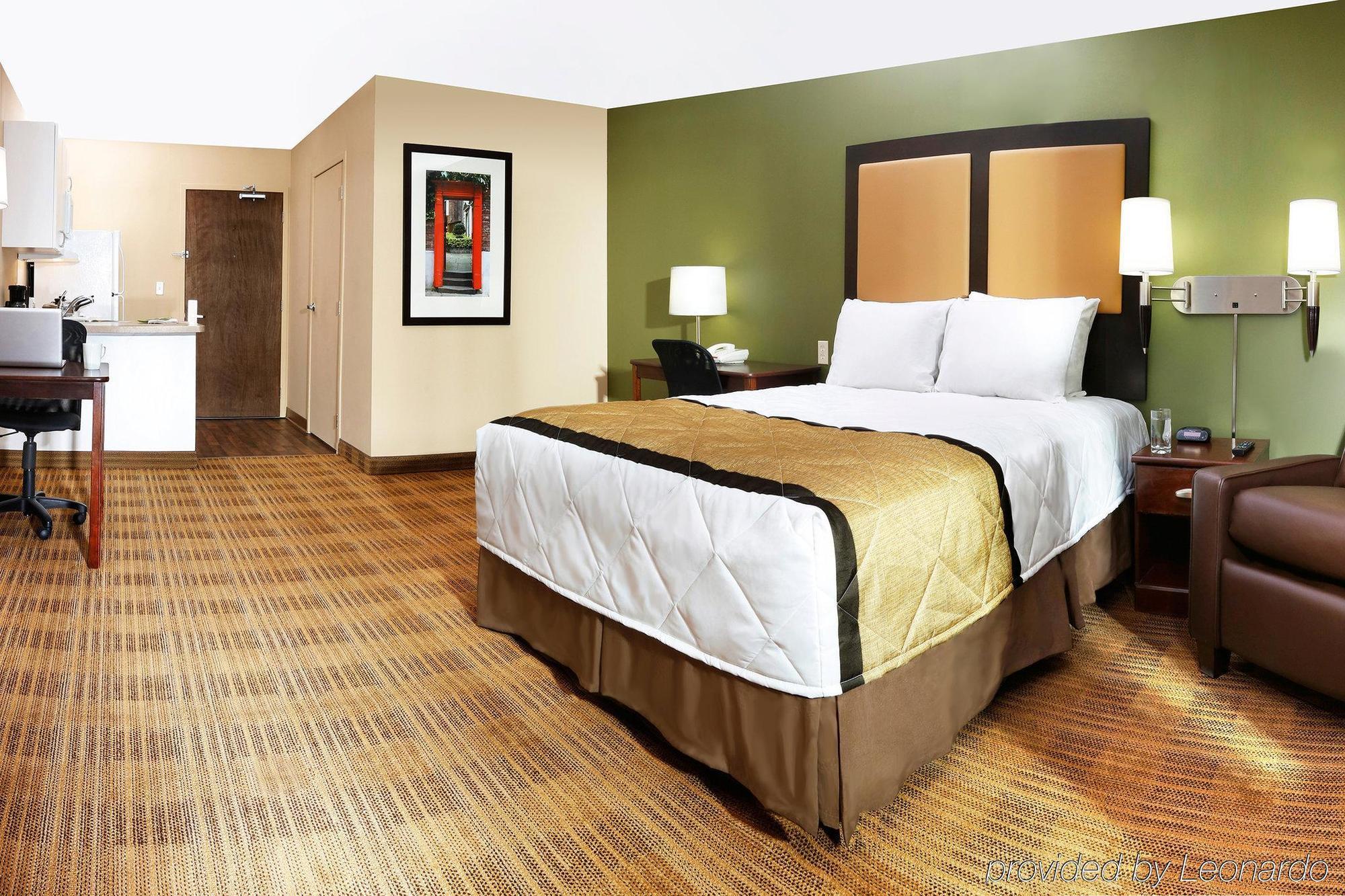 Extended Stay America Suites - Long Island - Мелвил Екстериор снимка