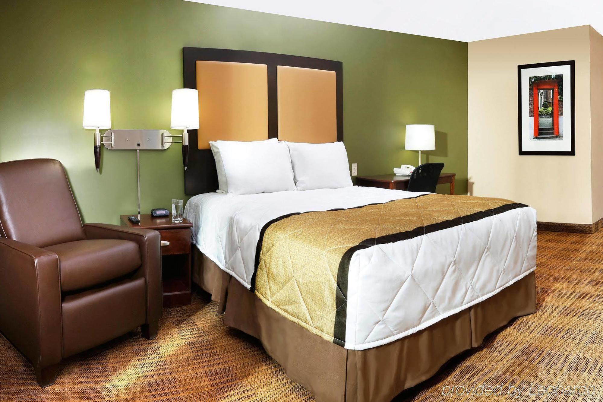 Extended Stay America Suites - Long Island - Мелвил Екстериор снимка